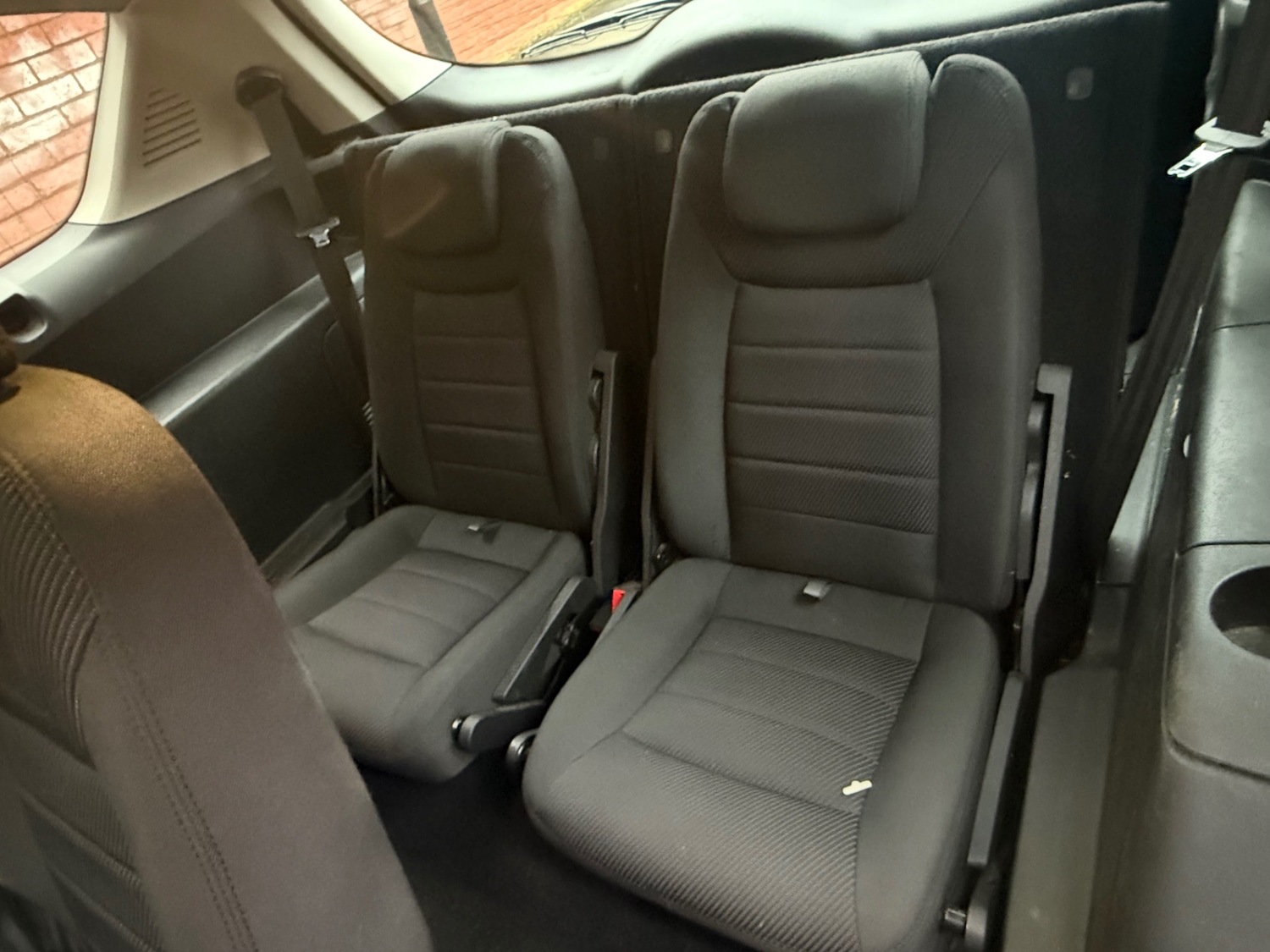 Used Ford S-Max 2013 for sale - 76682640: Photo 16