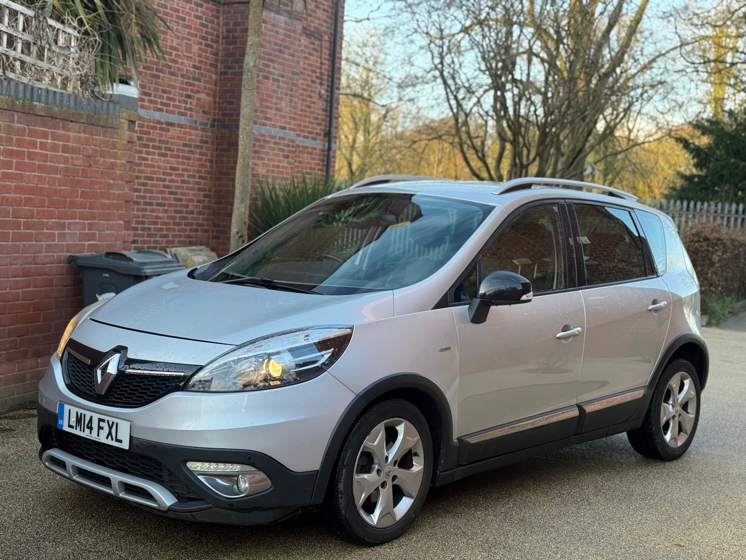 Used Renault Scenic Xmod 2014 for sale - 77902821: Photo 2
