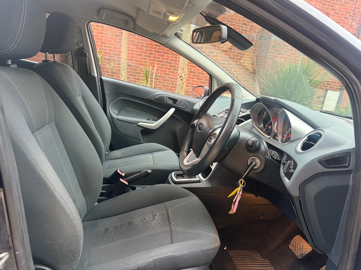 Used Ford Fiesta 2010 for sale - 76974761: Photo 16