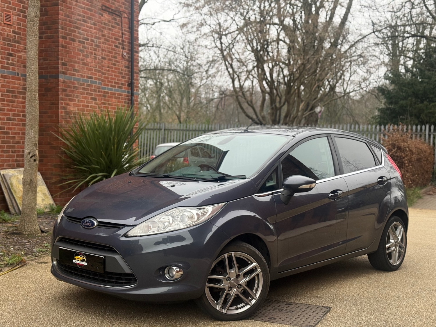 Used Ford Fiesta 2010 for sale - 76974761: Photo 2