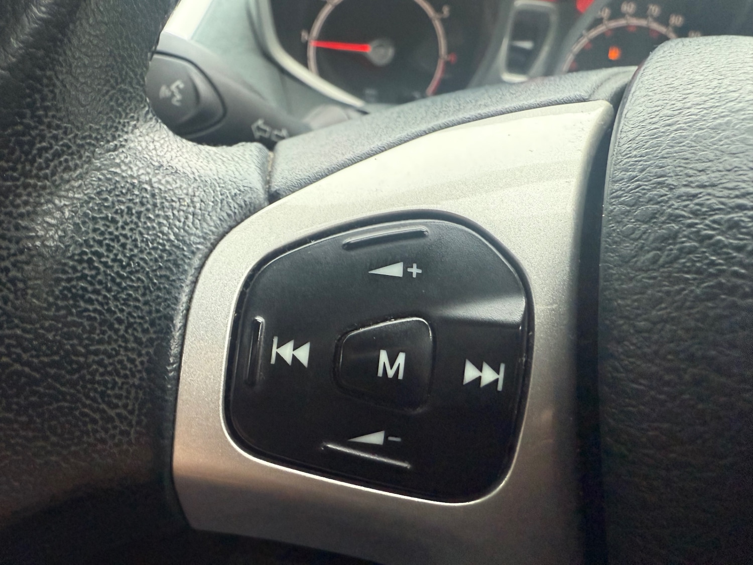 Used Ford Fiesta 2010 for sale - 76974761: Photo 25