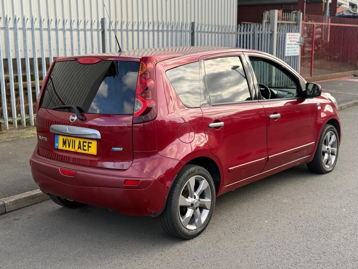 Used Nissan Note 2011 for sale - 78140590: Photo 3