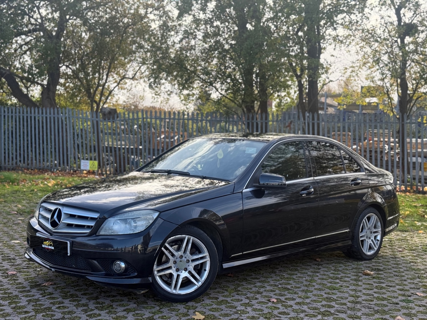 Used Mercedes-Benz C Class 2009 for sale - 76394926: Photo 3