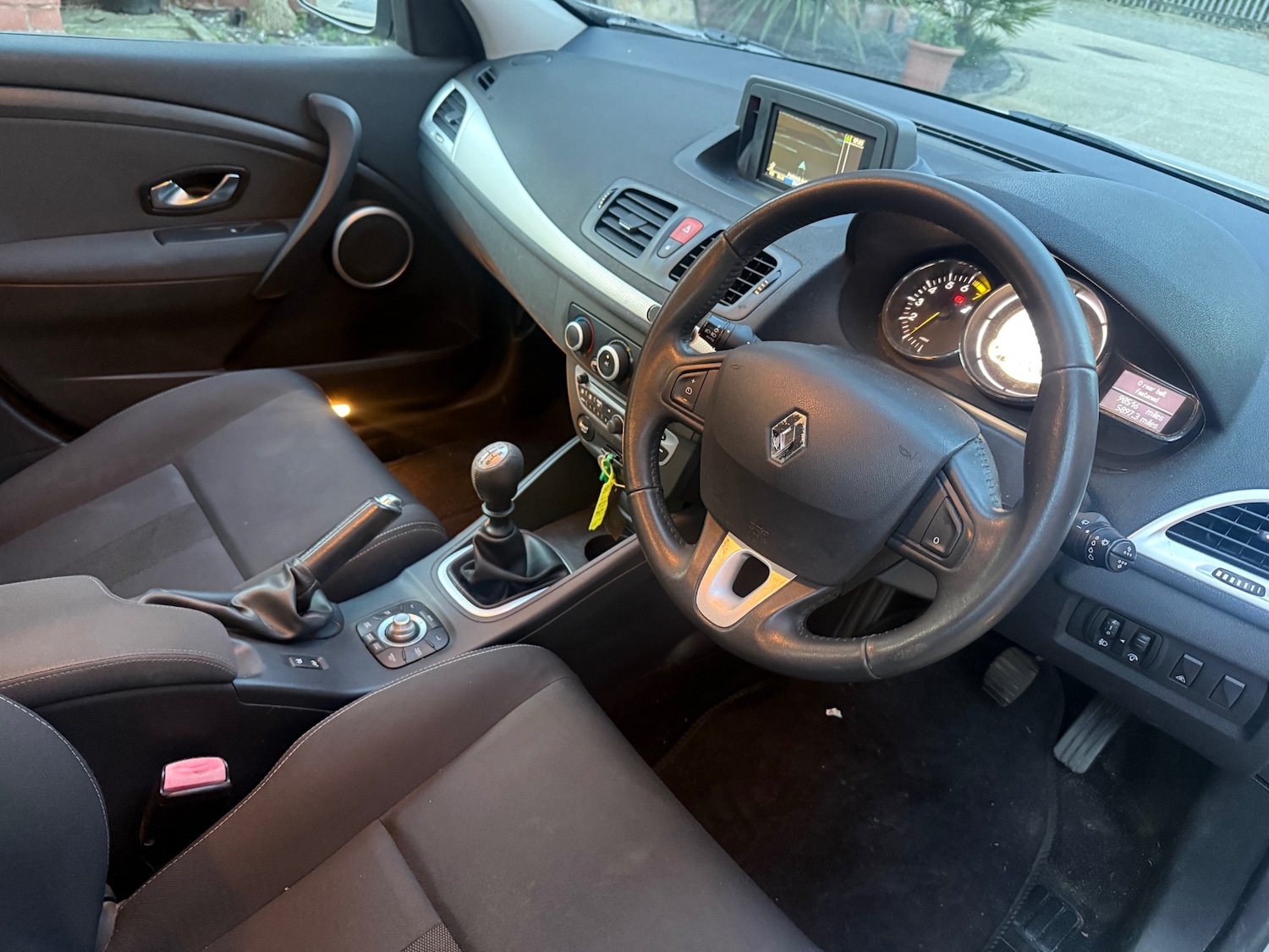 Used Renault Megane 2011 for sale - 77732352: Photo 16