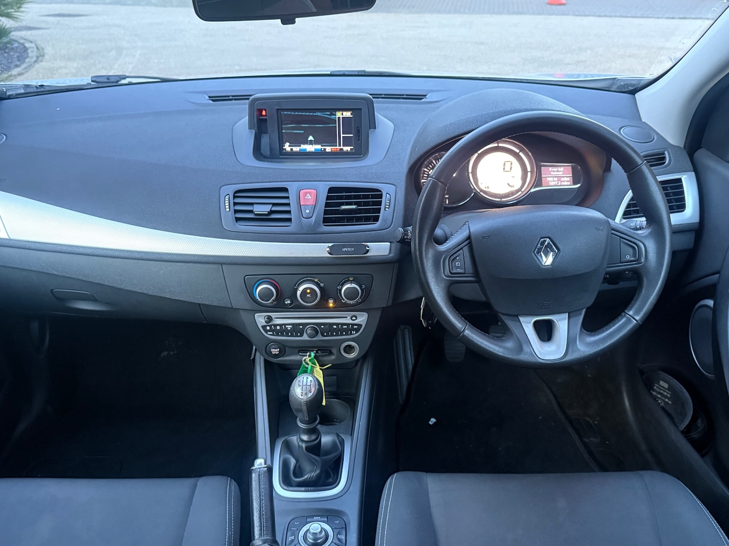 Used Renault Megane 2011 for sale - 77732352: Photo 17