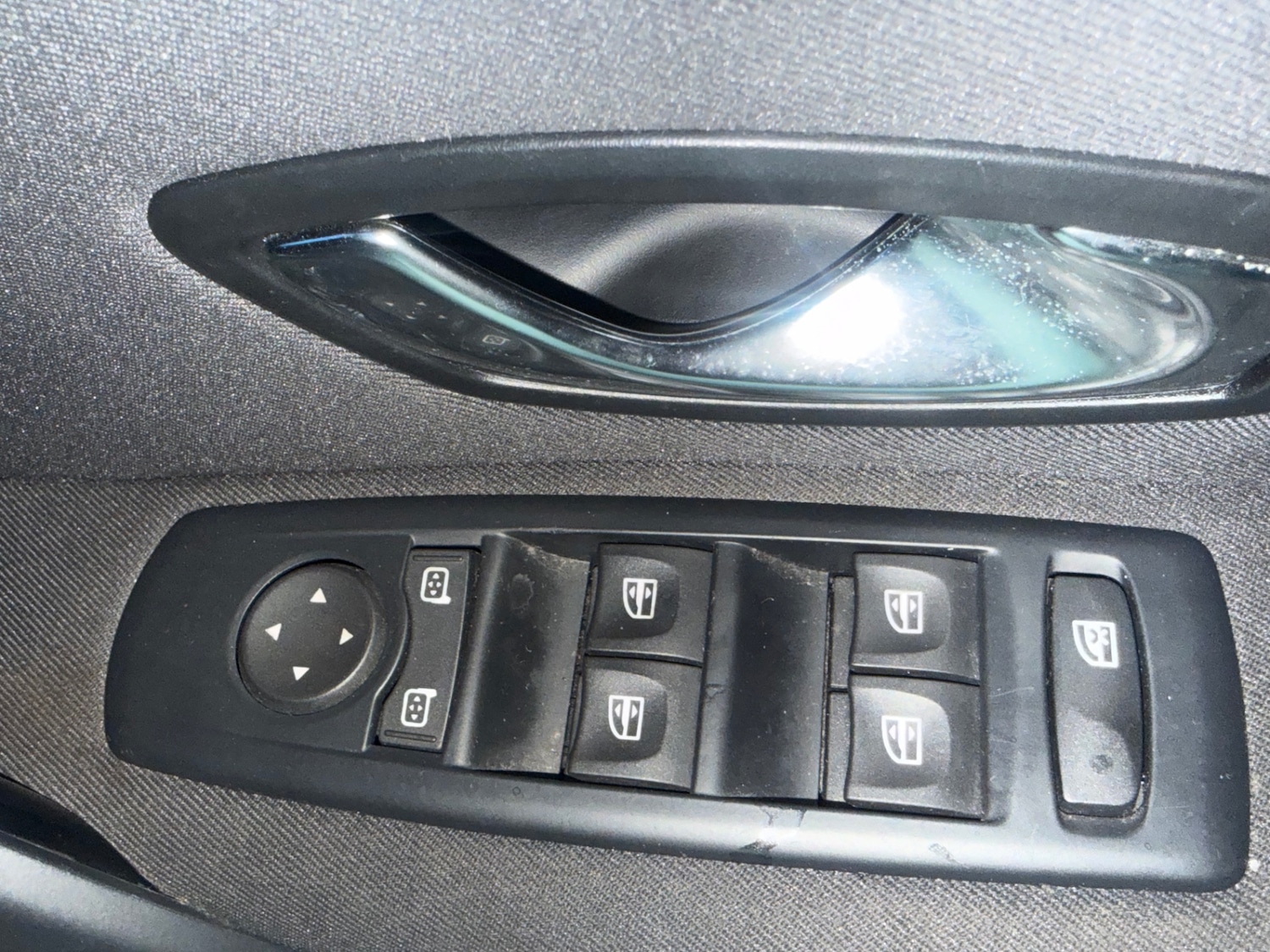 Used Renault Megane 2011 for sale - 77732352: Photo 18