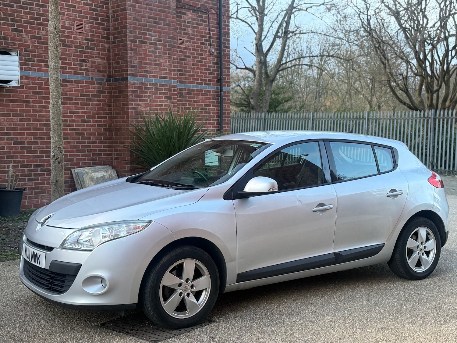 Used Renault Megane 2011 for sale - 77732352: Photo 5