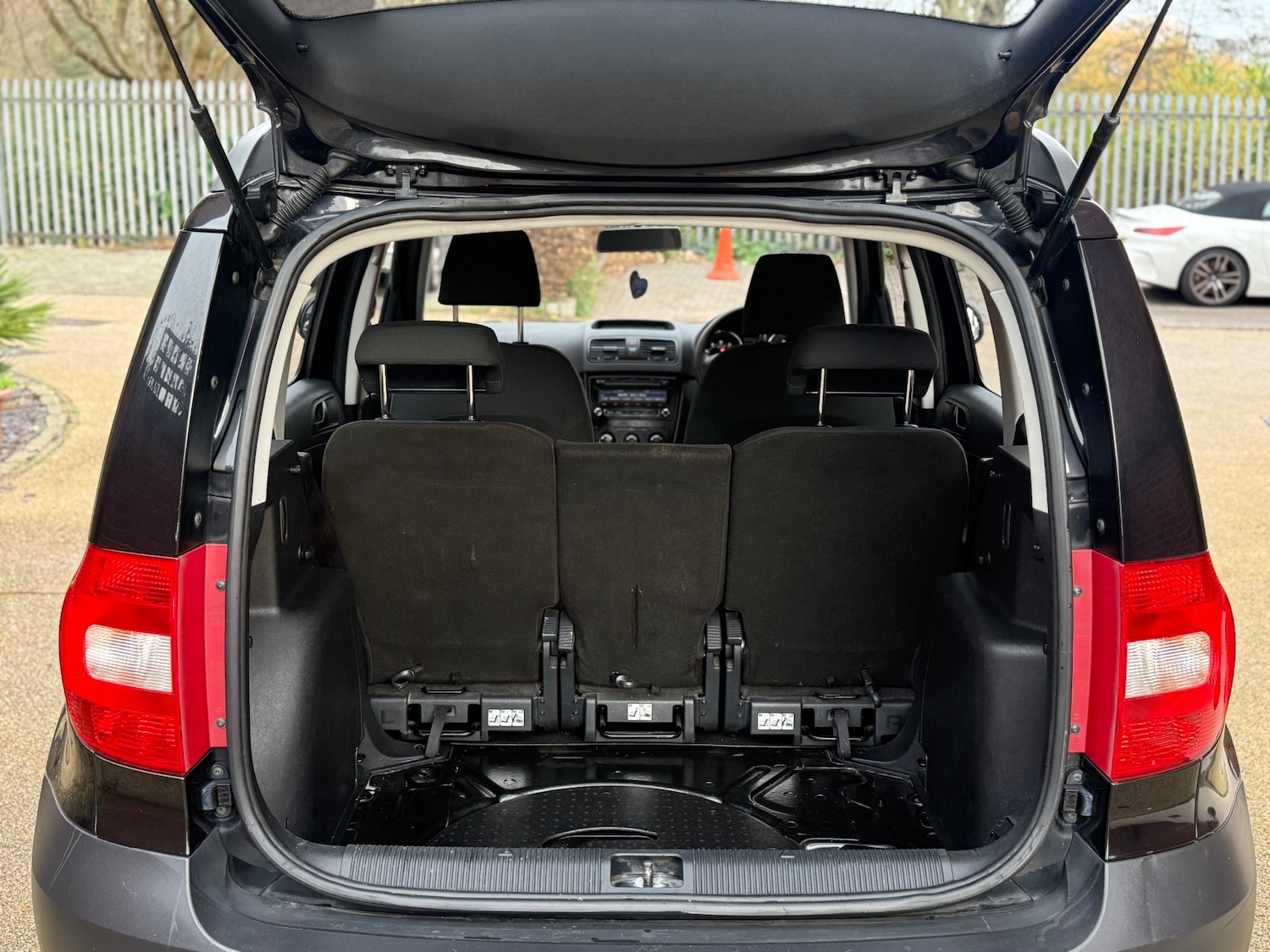 Used Skoda Yeti 2012 for sale - 76863010: Photo 9