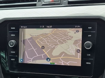 Used Volkswagen Passat 2020 for sale - 79334300: Photo