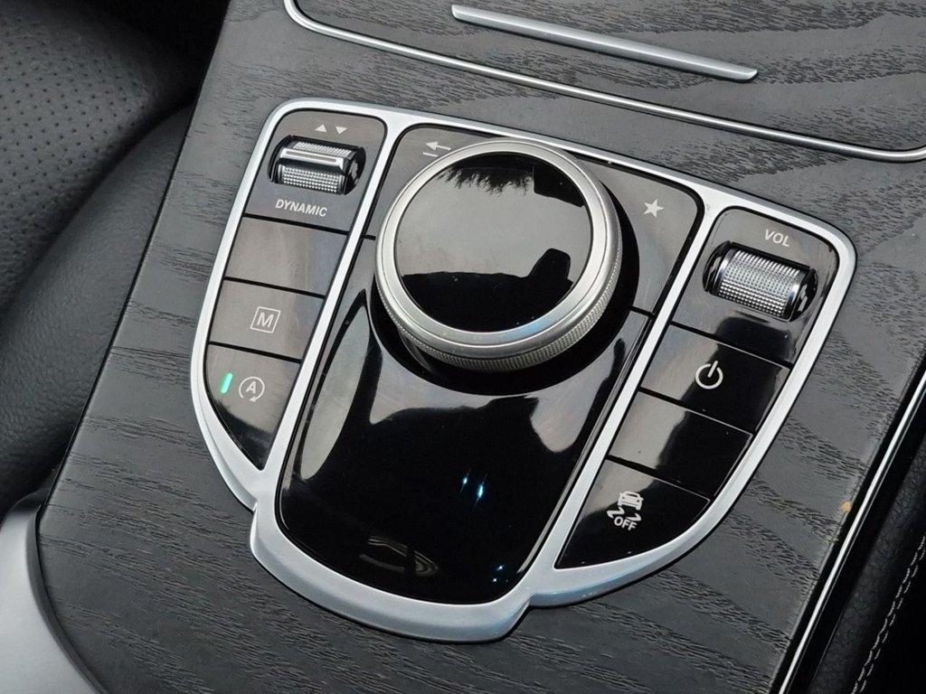 Used Mercedes-Benz GLC 2019 for sale - 77249840: Photo 27