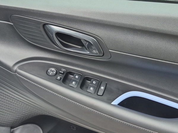 Used Hyundai i20 2023 for sale - 75383857: Photo 16