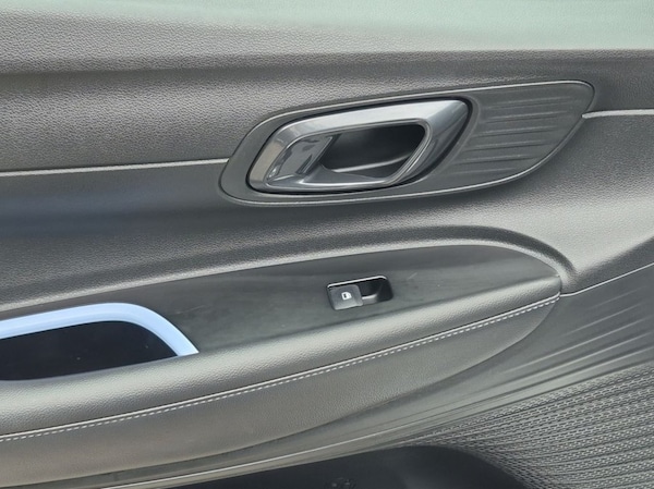 Used Hyundai i20 2023 for sale - 75383857: Photo 18