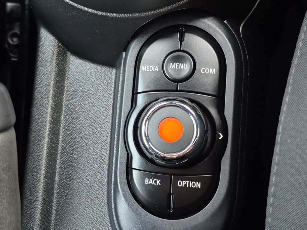 Used MINI Hatch 2019 for sale - 76496512: Photo 23