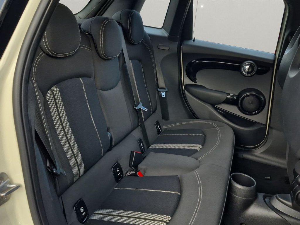 Used MINI Hatch 2019 for sale - 76496512: Photo 27