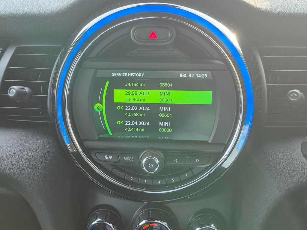 Used MINI Hatch 2019 for sale - 76496512: Photo 38