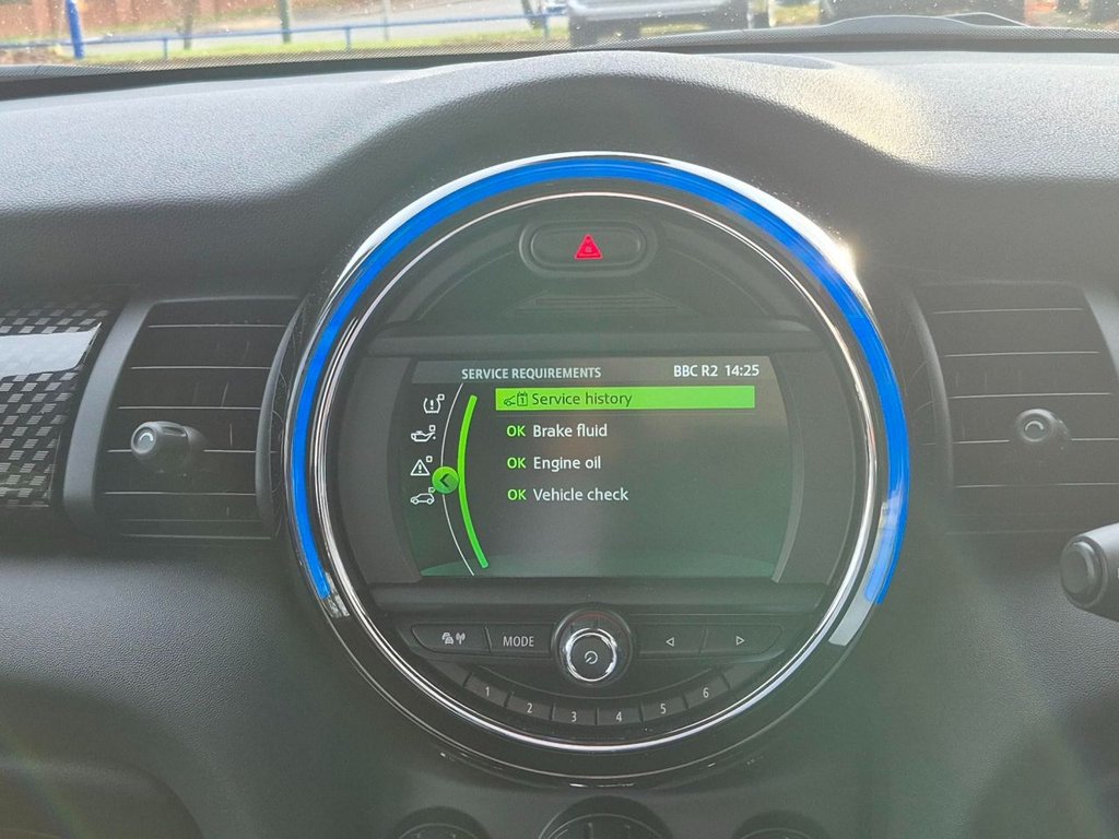 Used MINI Hatch 2019 for sale - 76496512: Photo 6