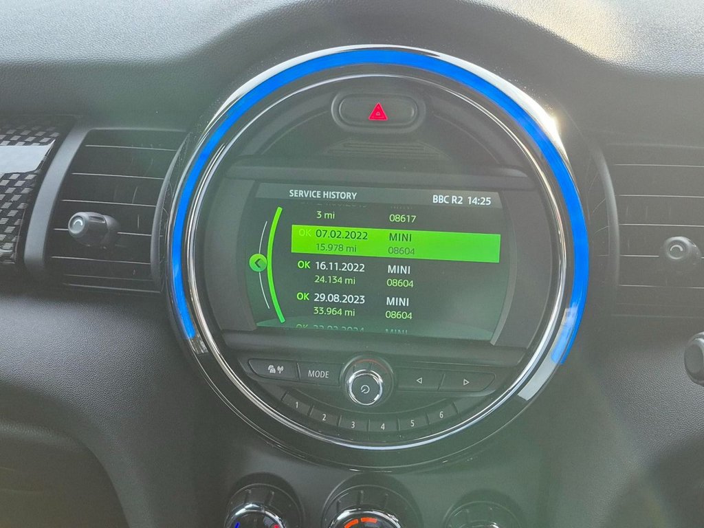 Used MINI Hatch 2019 for sale - 76496512: Photo 7