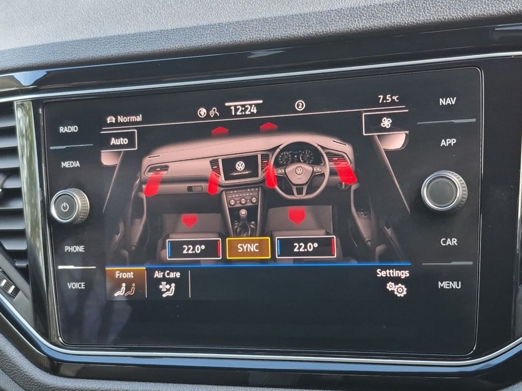 Used Volkswagen T-Roc 2020 for sale - 76535840: Photo 24