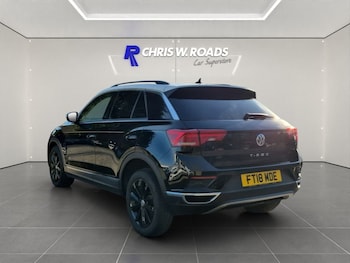 Used Volkswagen T-Roc 2018 for sale - 78780500: Photo