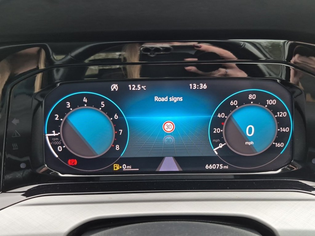 Used Volkswagen Golf 2021 for sale - 77200216: Photo 29