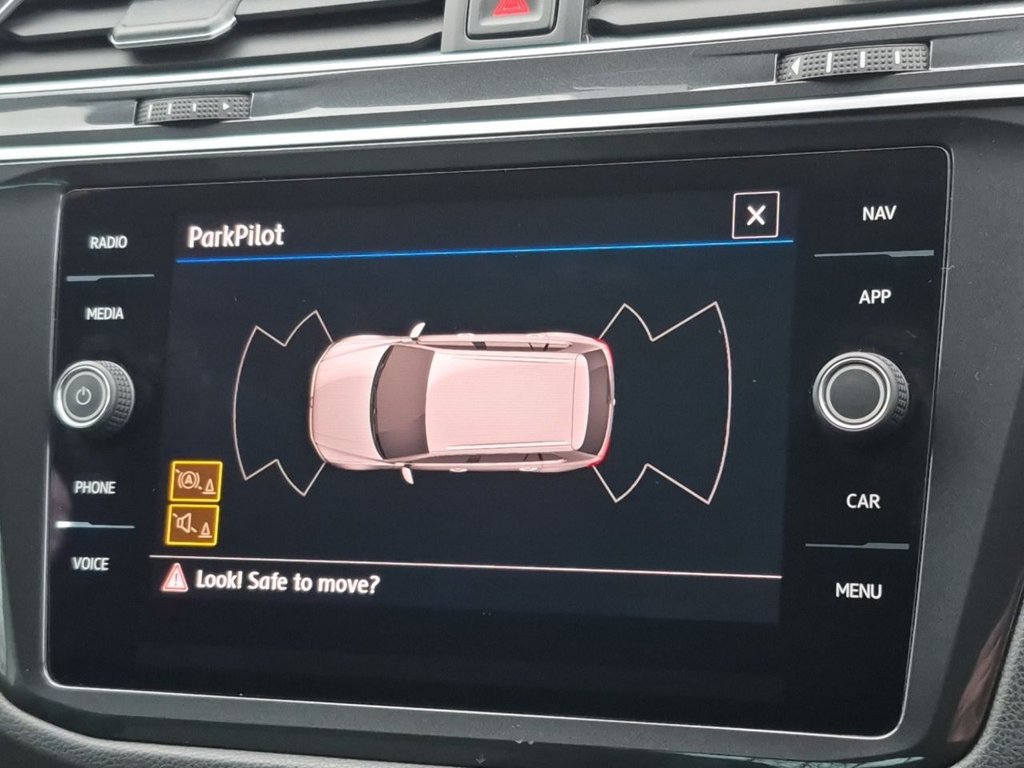 Used Volkswagen Tiguan 2018 for sale - 77451645: Photo 25