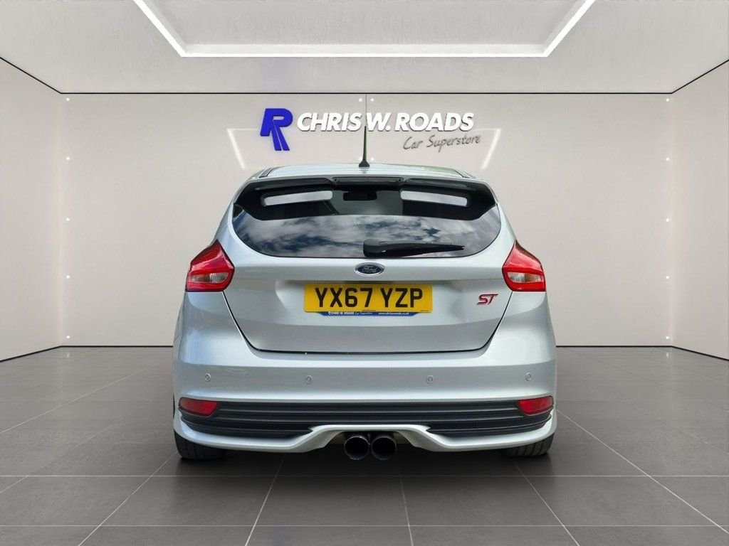 Used Ford Focus 2017 for sale - 76582020: Photo 12