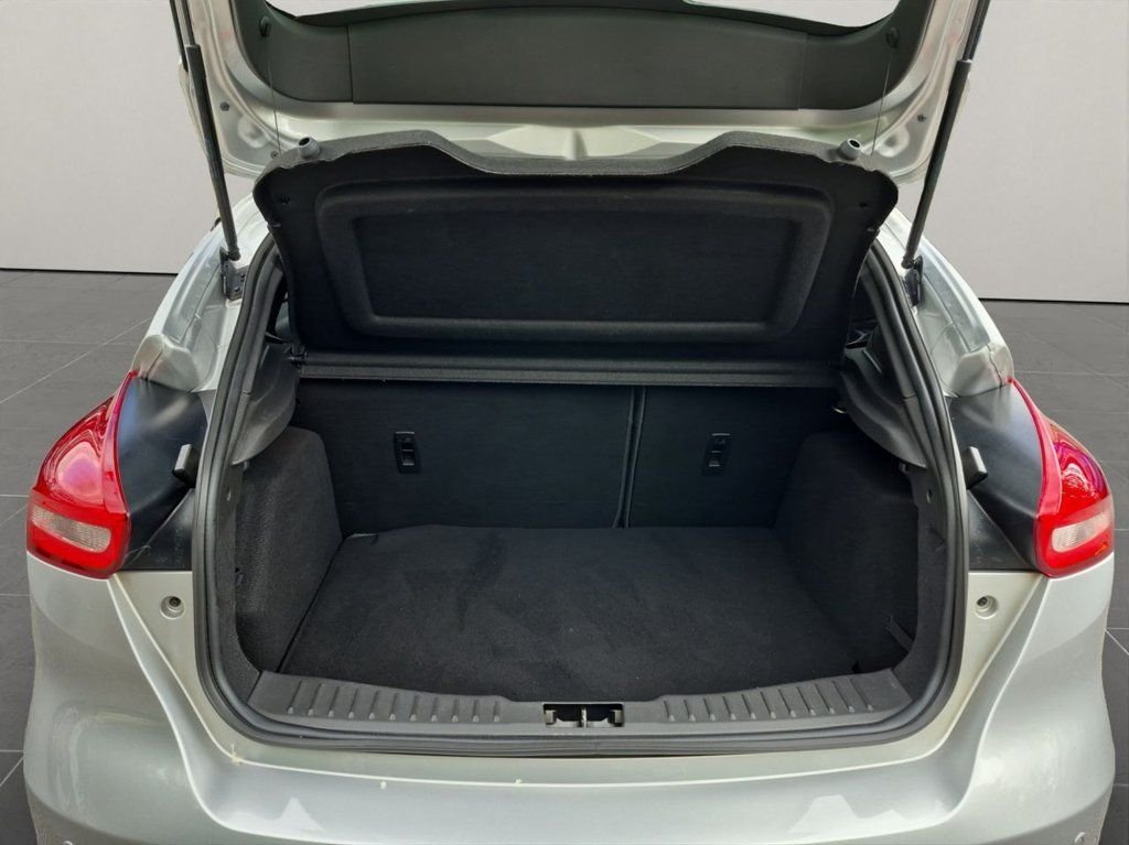 Used Ford Focus 2017 for sale - 76582020: Photo 30