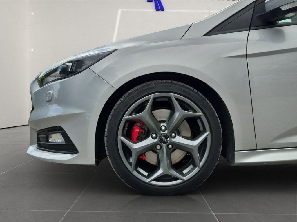 Used Ford Focus 2017 for sale - 76582020: Photo 31