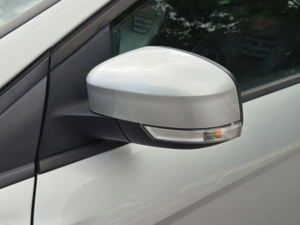 Used Ford Focus 2017 for sale - 76582020: Photo 32