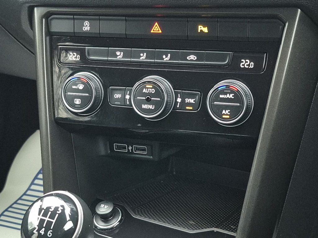 Used Volkswagen T-Roc 2019 for sale - 77520666: Photo 24