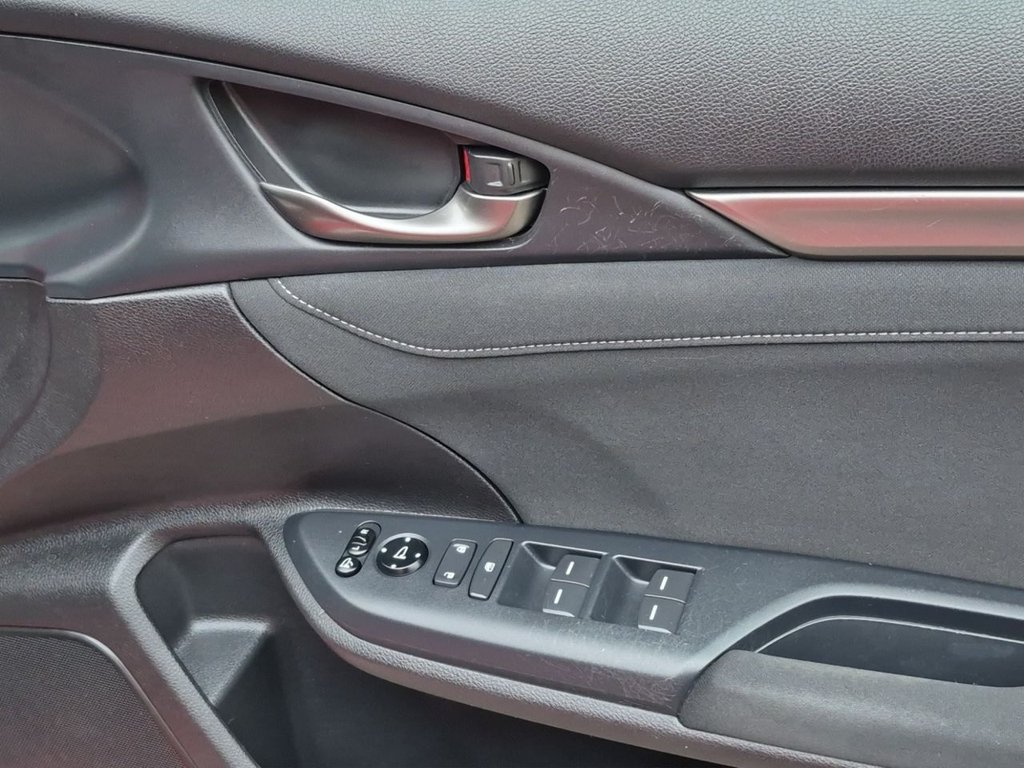 Used Honda Civic 2019 for sale - 76333943: Photo 16