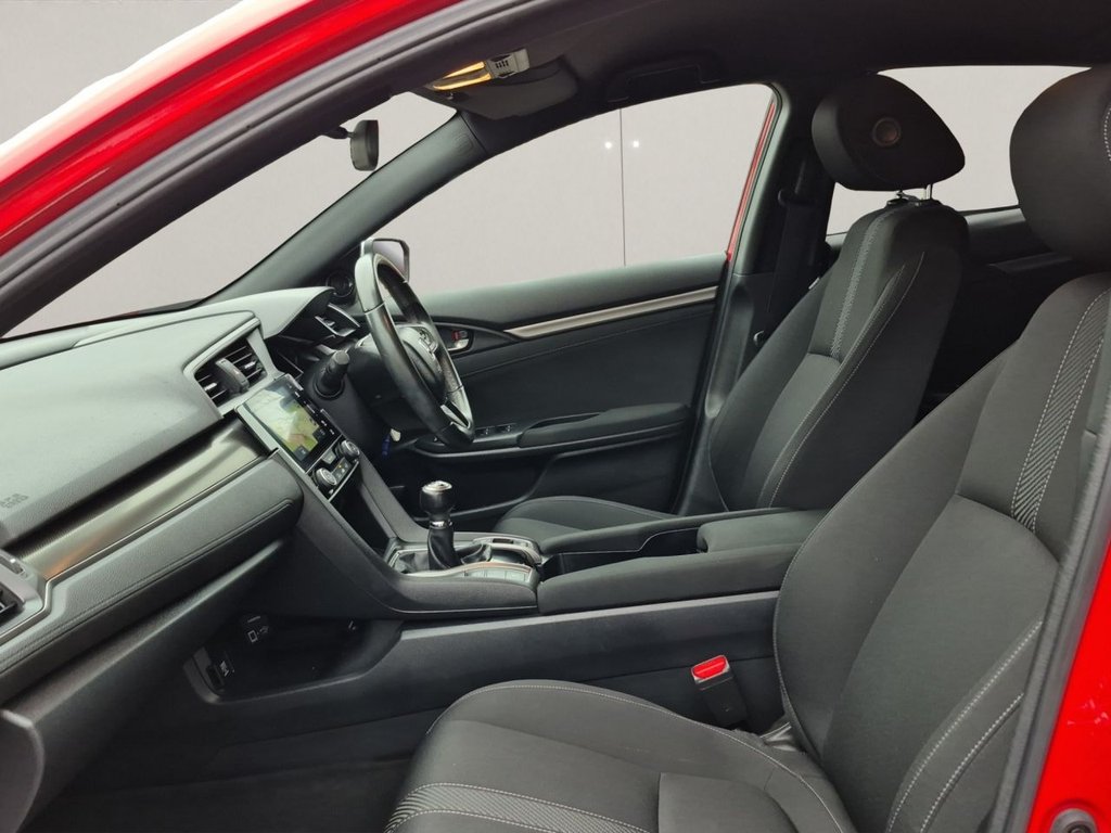 Used Honda Civic 2019 for sale - 76333943: Photo 17