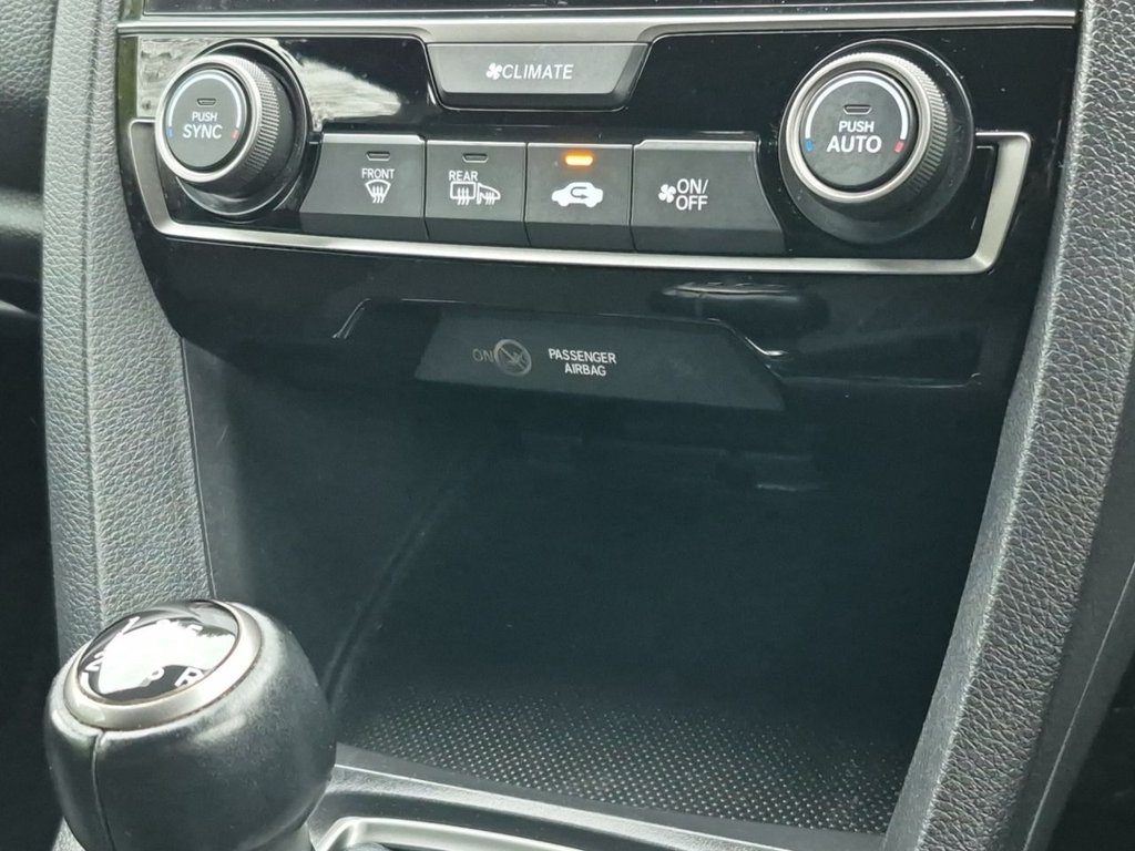 Used Honda Civic 2019 for sale - 76333943: Photo 24