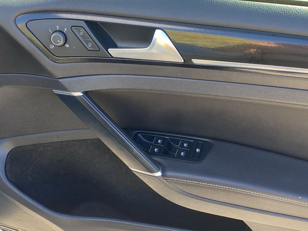 Used Volkswagen Golf 2019 for sale - 76119198: Photo 16