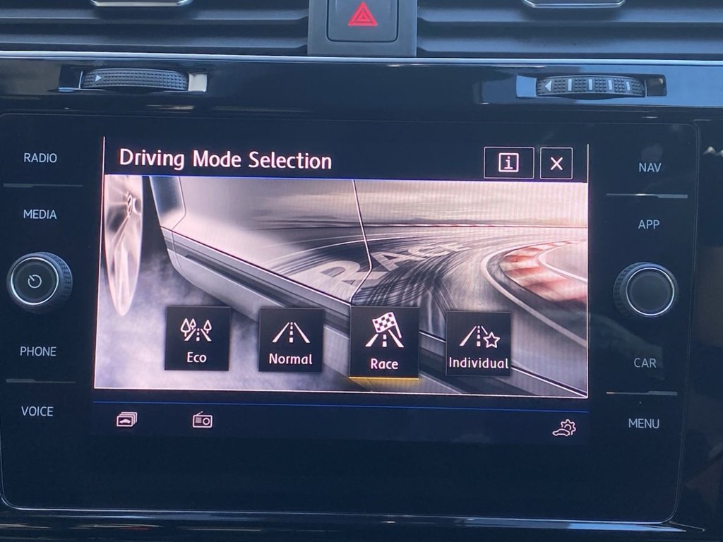 Used Volkswagen Golf 2019 for sale - 76119198: Photo 23