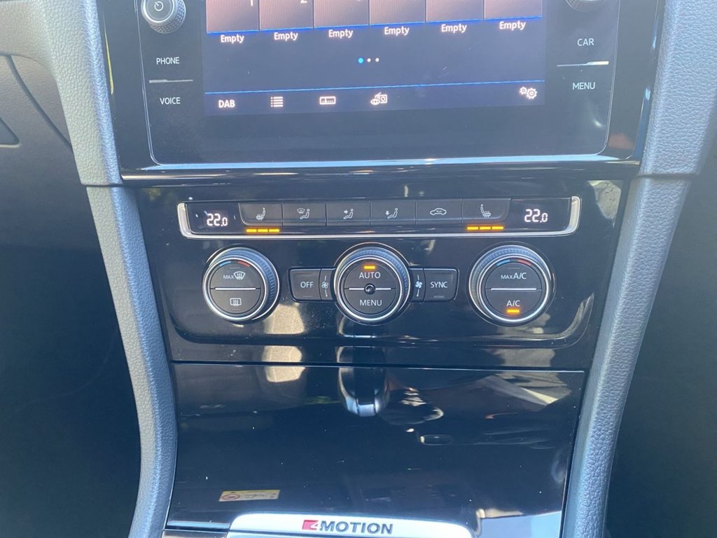 Used Volkswagen Golf 2019 for sale - 76119198: Photo 24