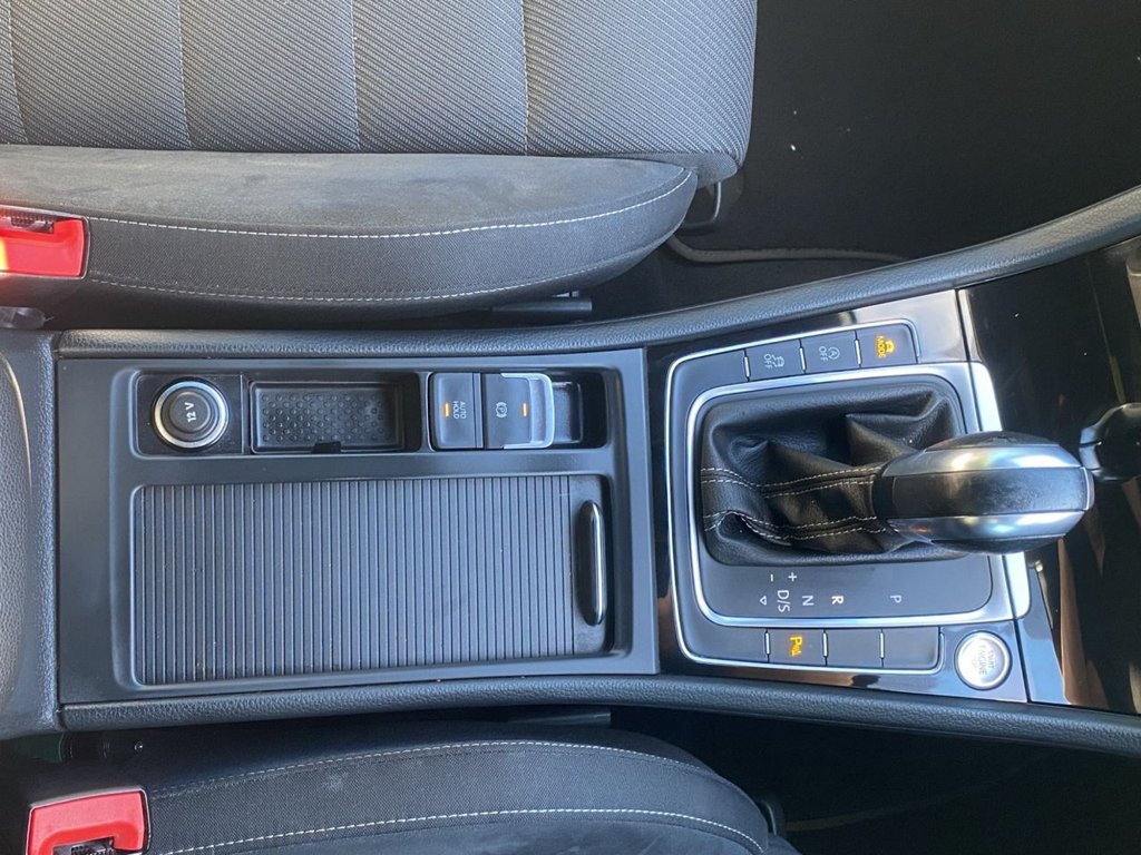 Used Volkswagen Golf 2019 for sale - 76119198: Photo 25