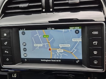 Used Jaguar XE 2018 for sale - 75573012: Photo