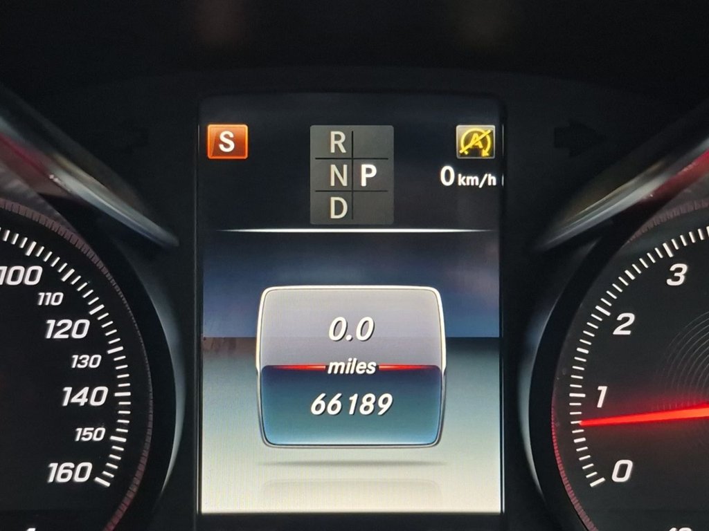 Used Mercedes-Benz C Class 2018 for sale - 78088328: Photo 30