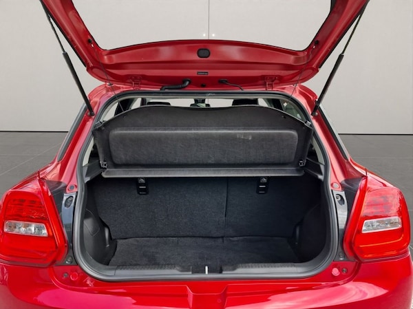Used Suzuki Swift 2018 for sale - 74877207: Photo 29