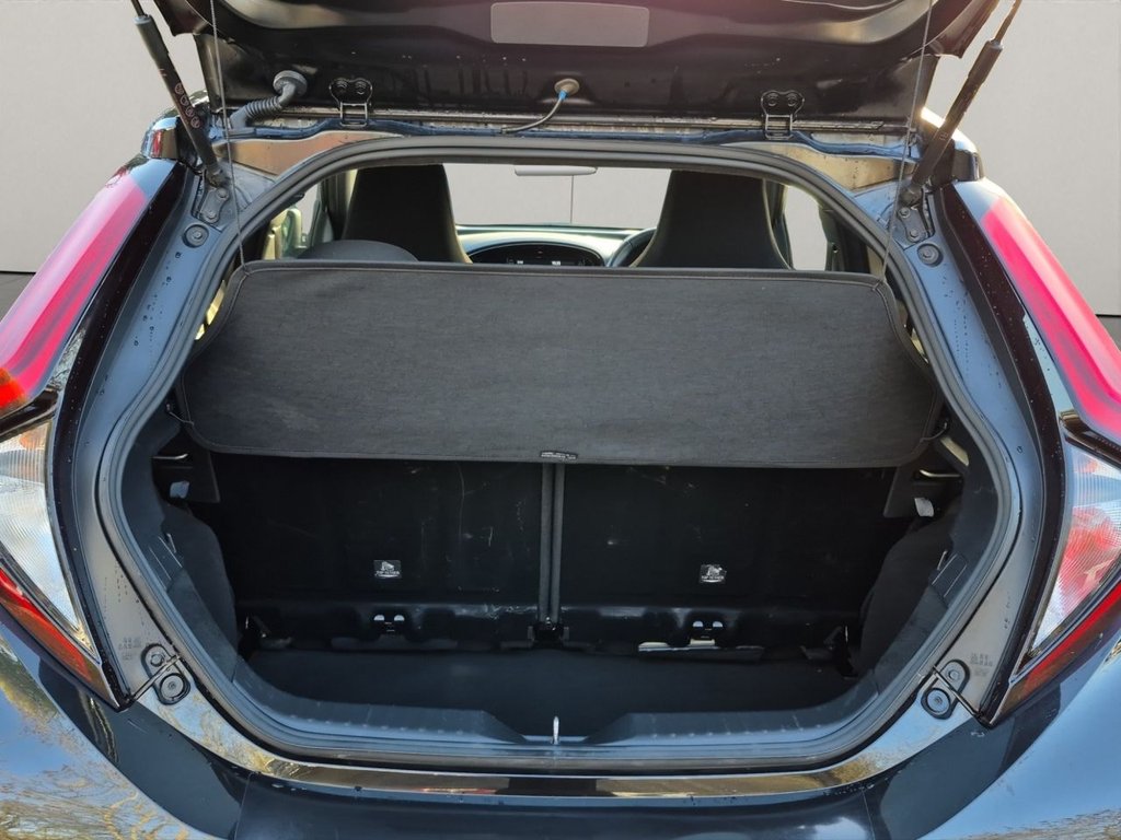 Used Toyota Aygo X 2022 for sale - 76604993: Photo 30