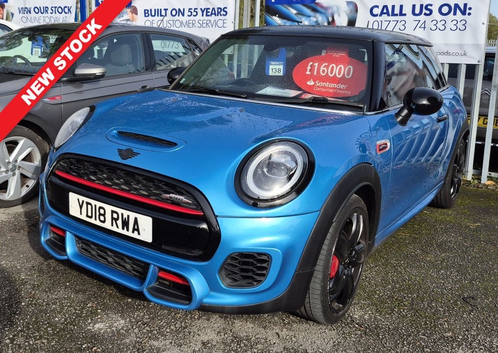 Used MINI Hatch 2018 for sale - 76417925: Photo 1