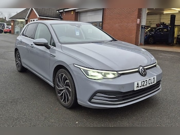 Used Volkswagen Golf 2023 for sale - 77027512: Photo