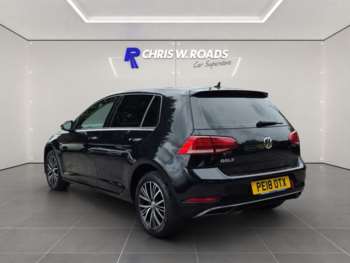 Used Volkswagen Golf 2018 for sale - 74675609: Photo