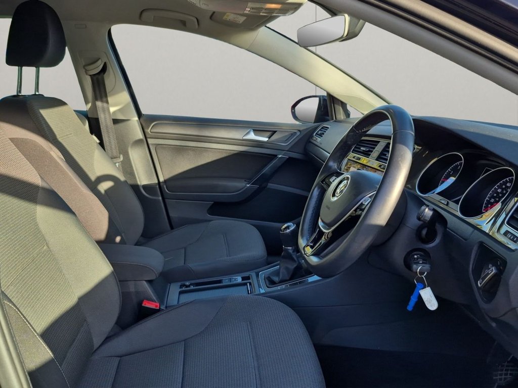 Used Volkswagen Golf 2019 for sale - 76883144: Photo 15