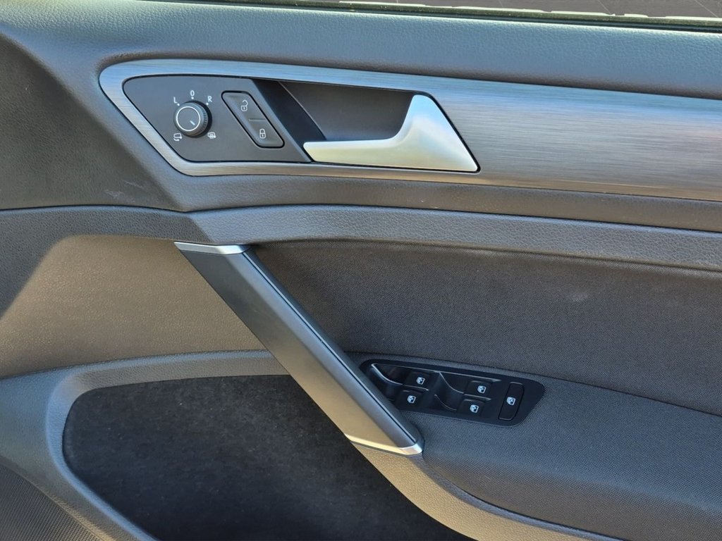 Used Volkswagen Golf 2019 for sale - 76883144: Photo 16