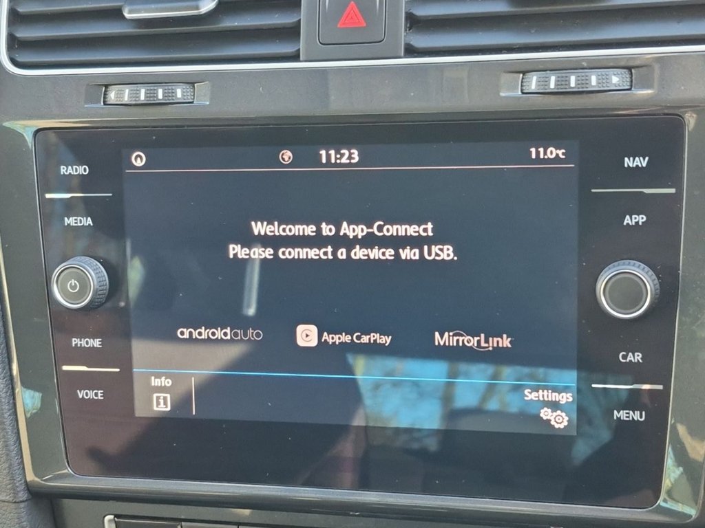 Used Volkswagen Golf 2019 for sale - 76883144: Photo 21