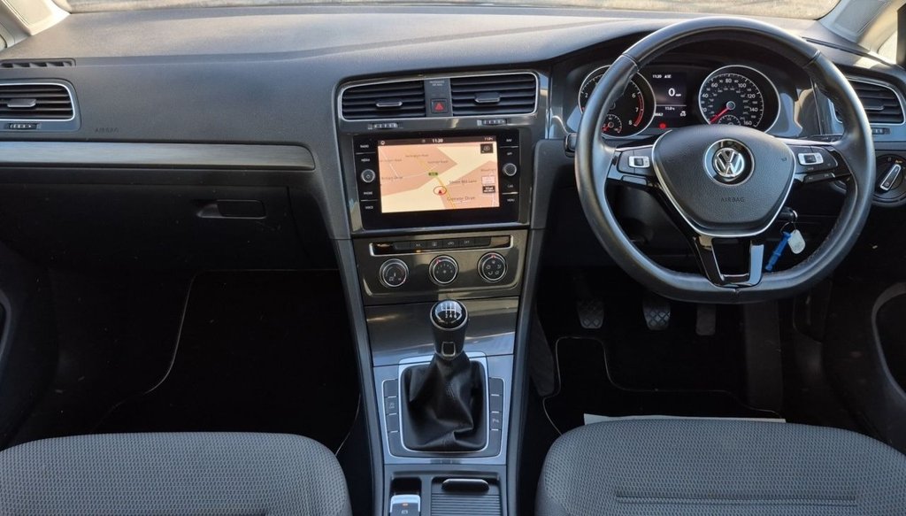 Used Volkswagen Golf 2019 for sale - 76883144: Photo 5