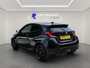 Used Toyota Yaris 2021 for sale - 79089468: Photo