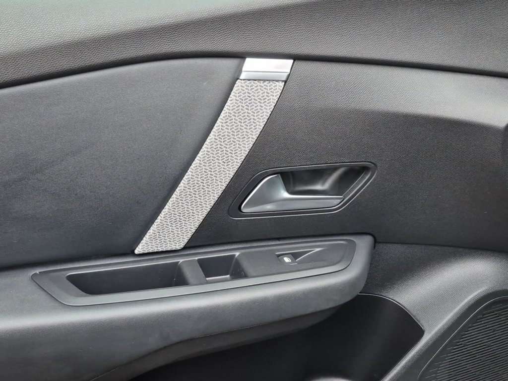 Used Citroen C4 2021 for sale - 76910103: Photo 18